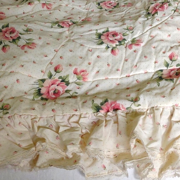 Vintage Bedding Vintage Single Comforter Reversable Poshmark